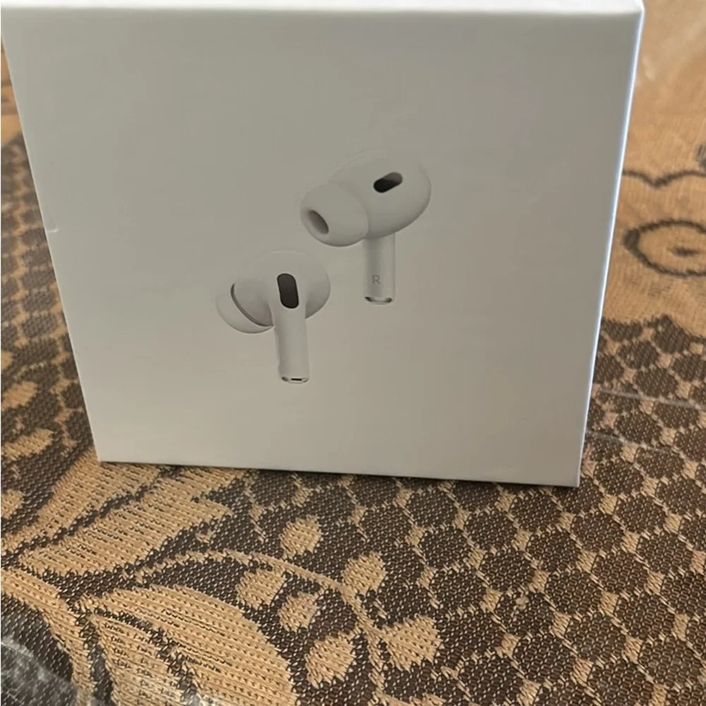 Apple White AirPods Pro Wireless Headset